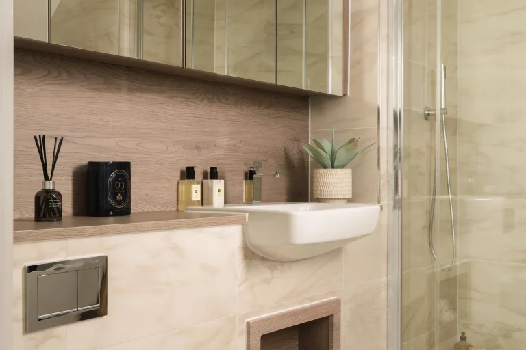 Image carousel 3562991 1773803023