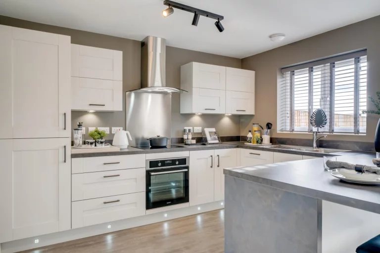 Image carousel 3563066 1773810059