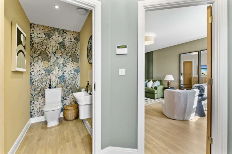 Image carousel 3563671 1773885684