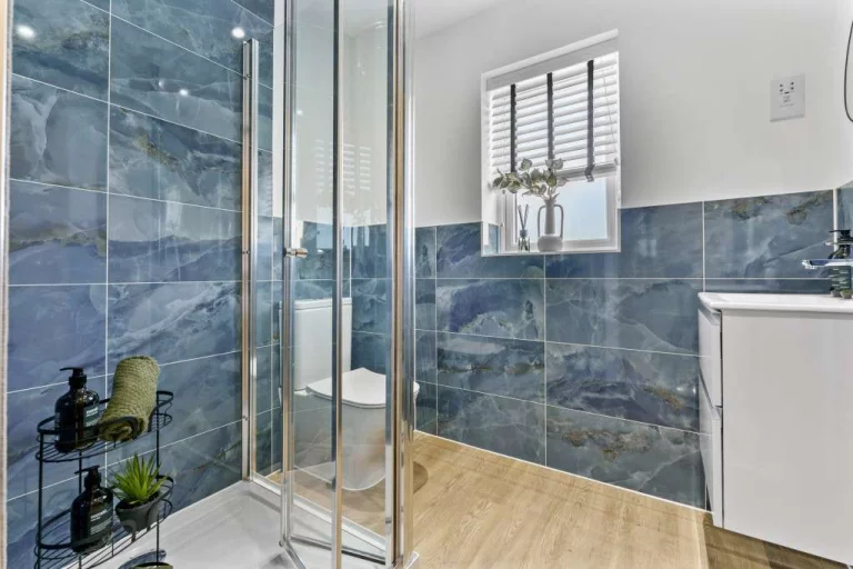 Image carousel 3563706 1773885685