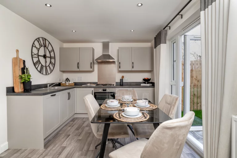 Image carousel 3563896 1773889365