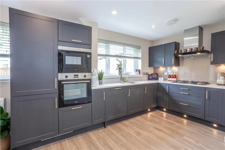 Image carousel 3565601 1774231483