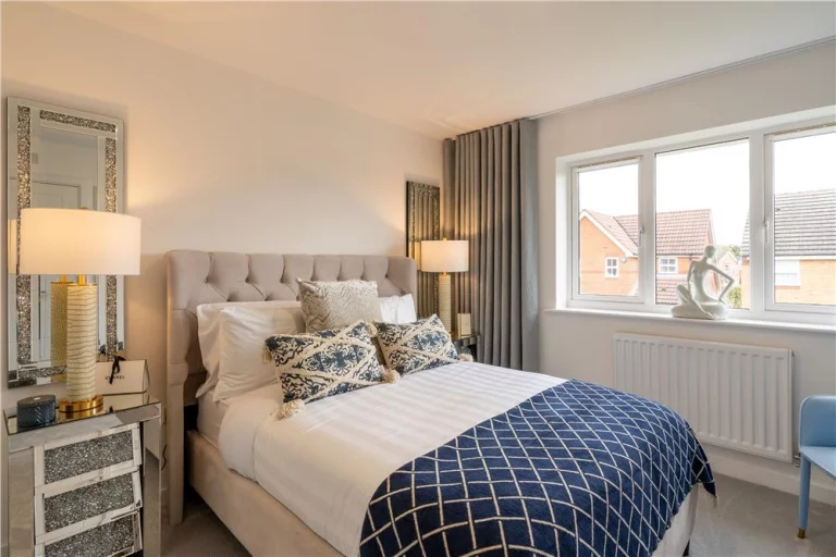 Image carousel 3565916 1774232036