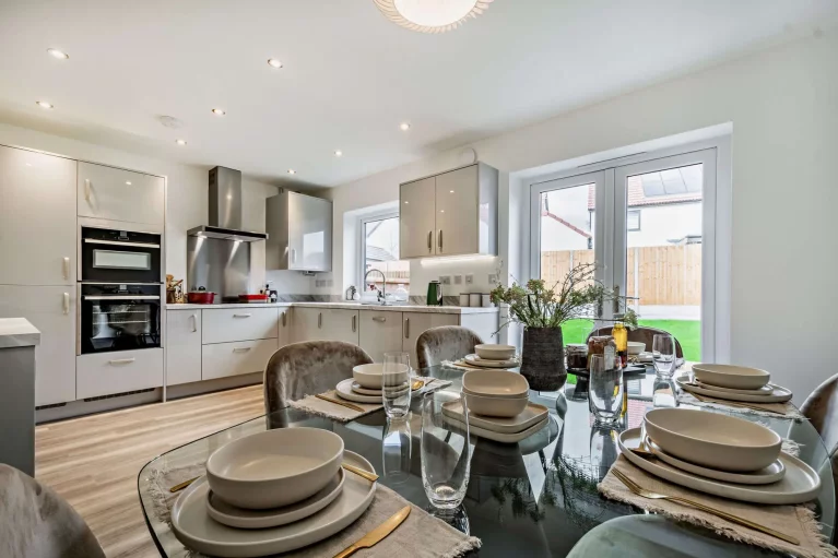 Image carousel 3566121 1774255503