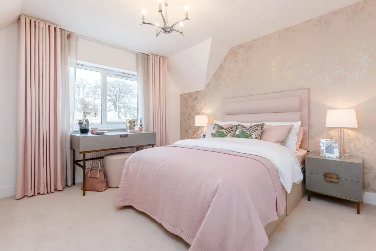 Image carousel 3566306 1774256247