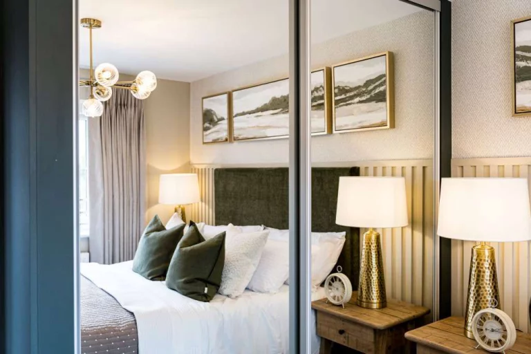 Image carousel 3568381 1774663277