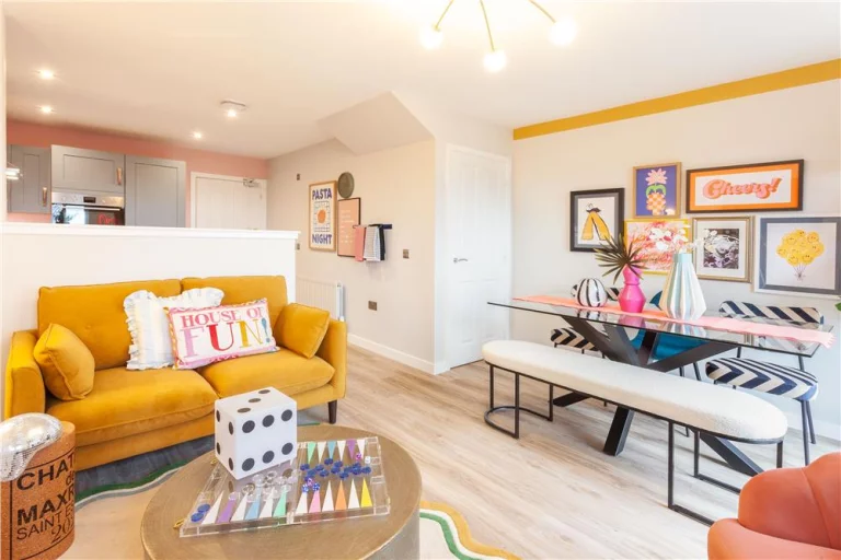 Image carousel 3568496 1774663678