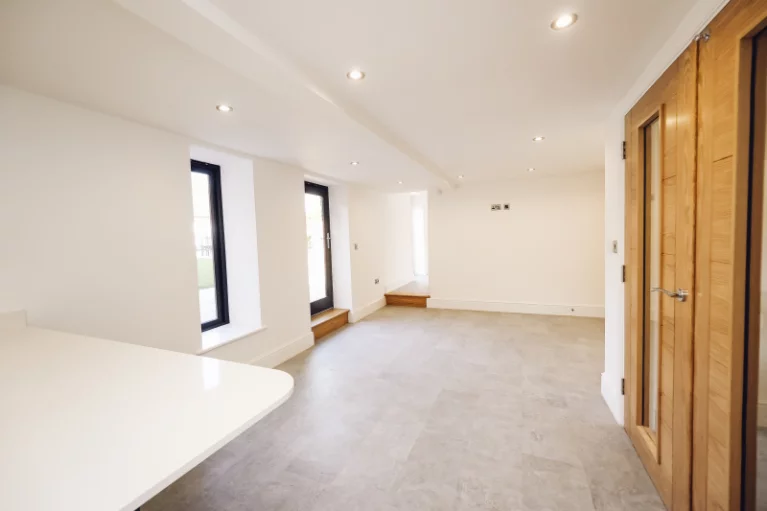 Image carousel 3569691 1774858762