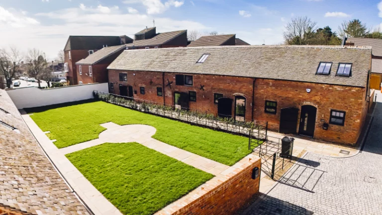 Image carousel 3569756 1774859056