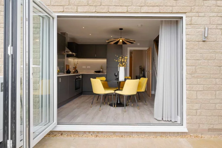 Image carousel 3570051 1775008891