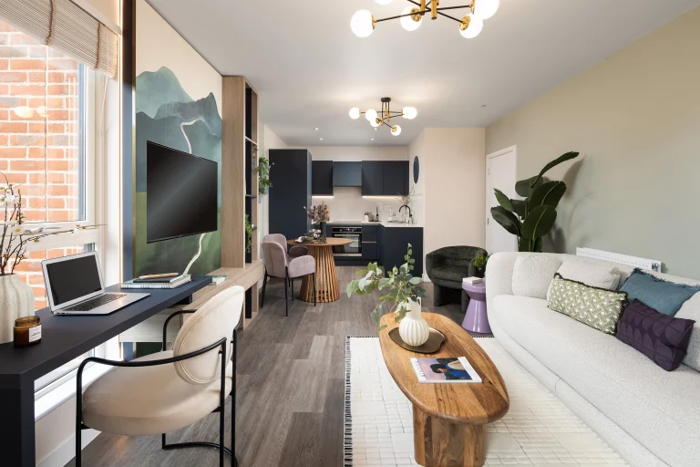 Image carousel 3570426 1775012622