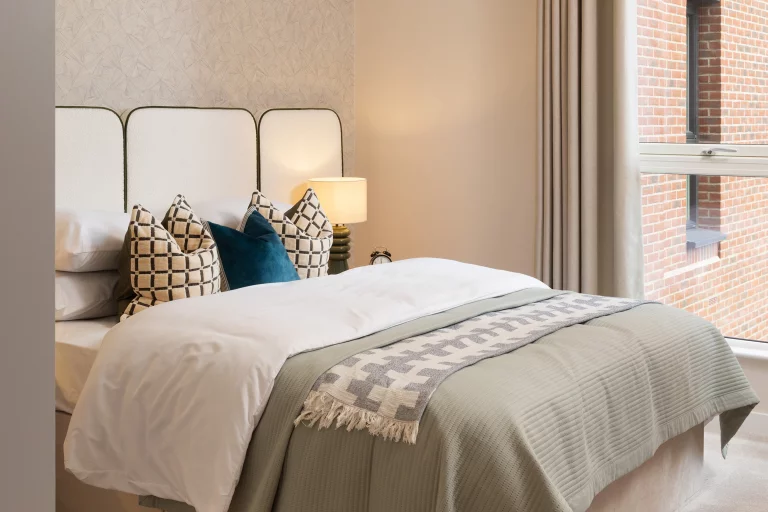 Image carousel 3570446 1775012624