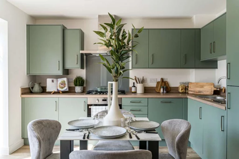 Image carousel 3570966 1775095260