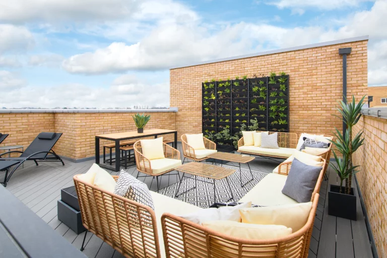 Image carousel 3571331 1775098963