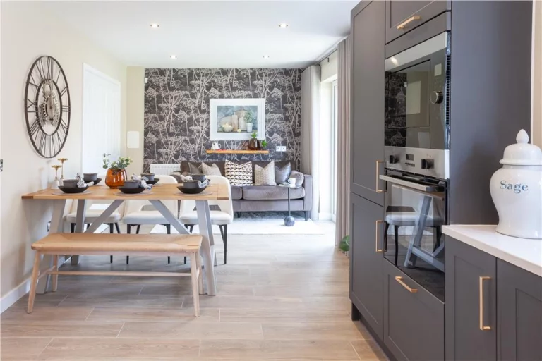 Image carousel 3572631 1775354723