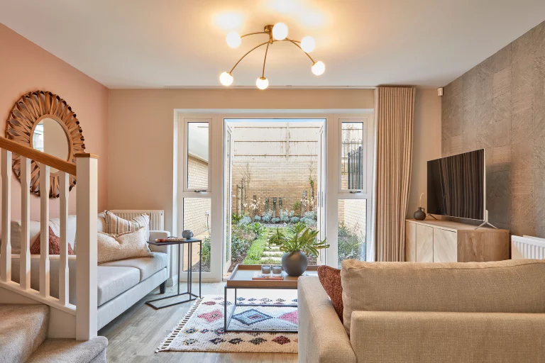 Image carousel 3572701 1775358232