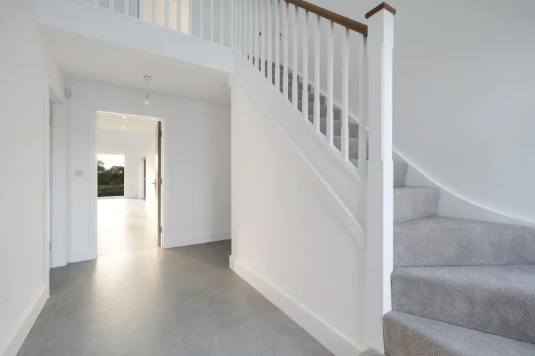 Image carousel 3572836 1775500093