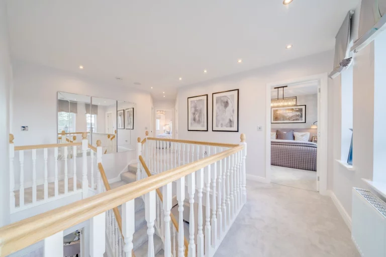 Image carousel 3573441 1775624478