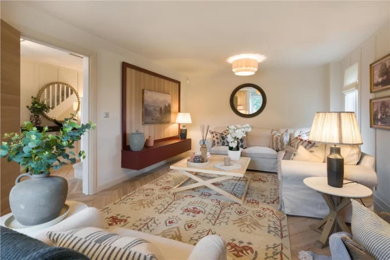 Image carousel 3573851 1775701136