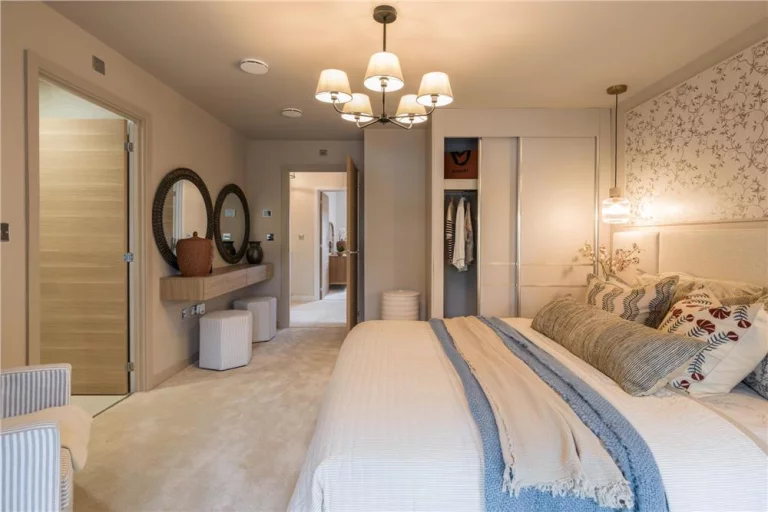 Image carousel 3573886 1775701138