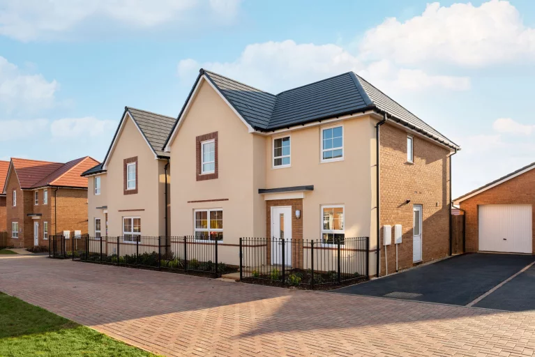 Image carousel 3573981 1775703652