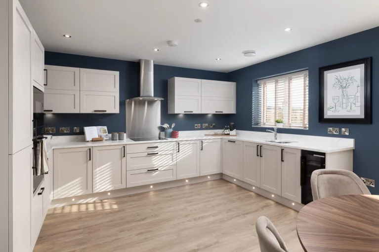 Image carousel 3575711 1775883685