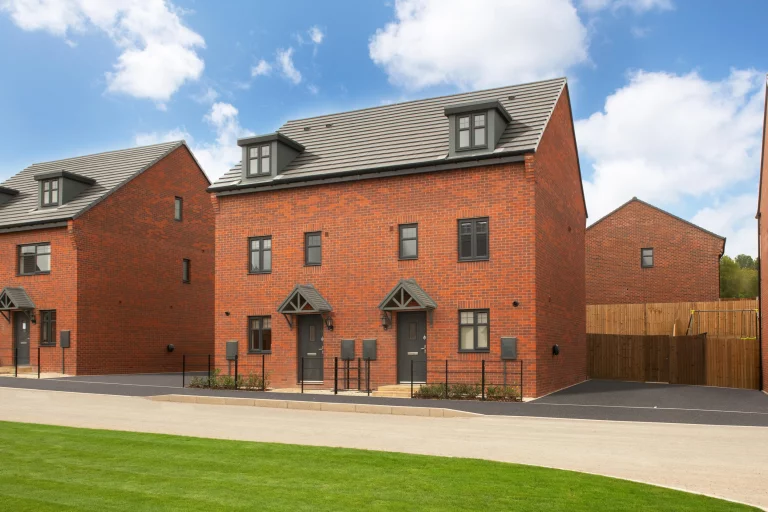 Image carousel 3576061 1776135739