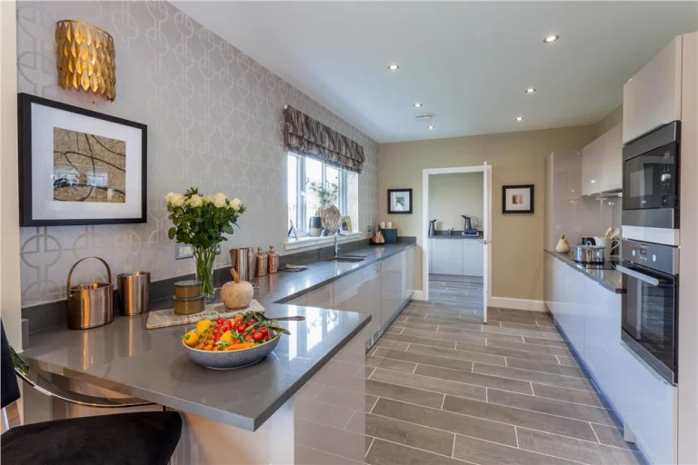 Image carousel 3576316 1776218721