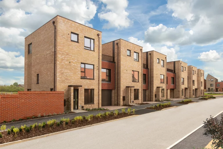 Image carousel 3577216 1776308480