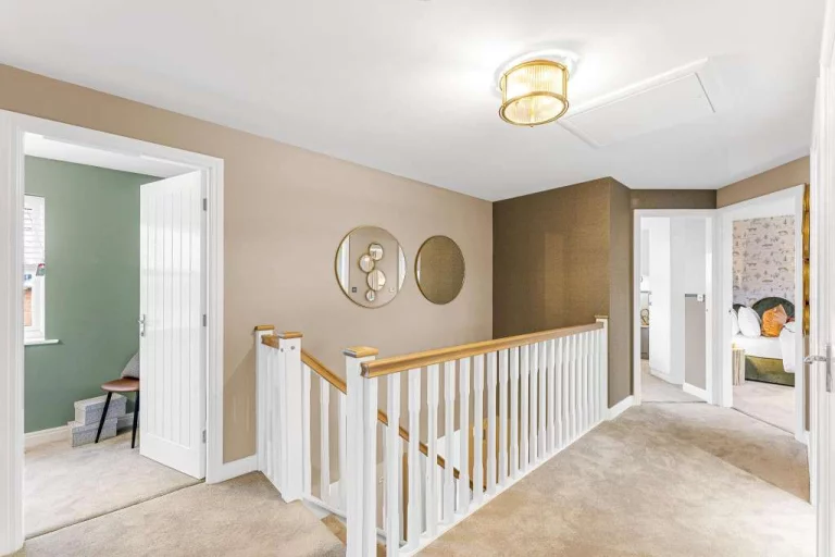 Image carousel 3577811 1776391250