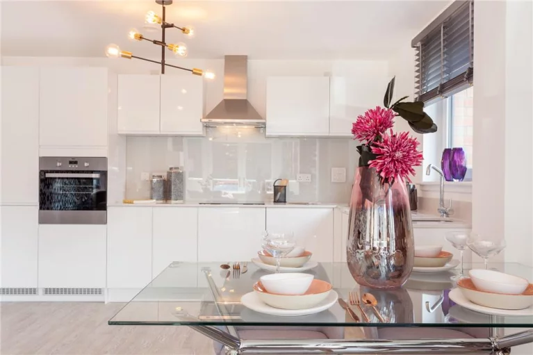 Image carousel 3578336 1776478046