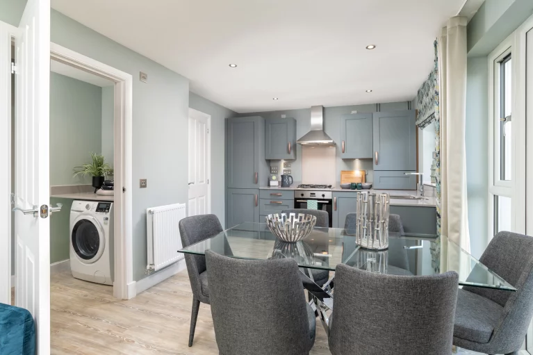 Image carousel 3578481 1776481383