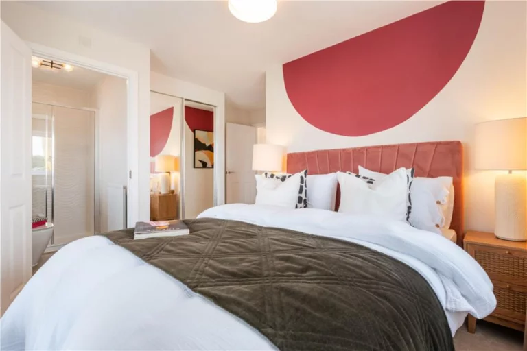 Image carousel 3578956 1776651035