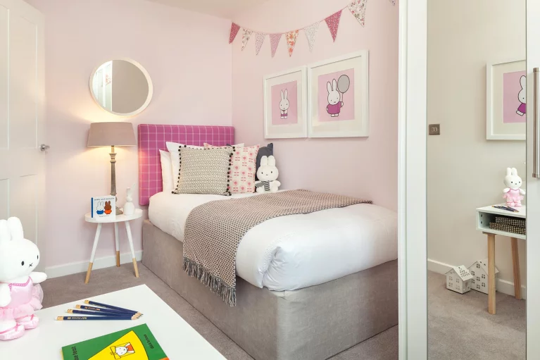 Image carousel 3579401 1776740554