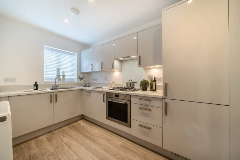 Image carousel 3579491 1776823250