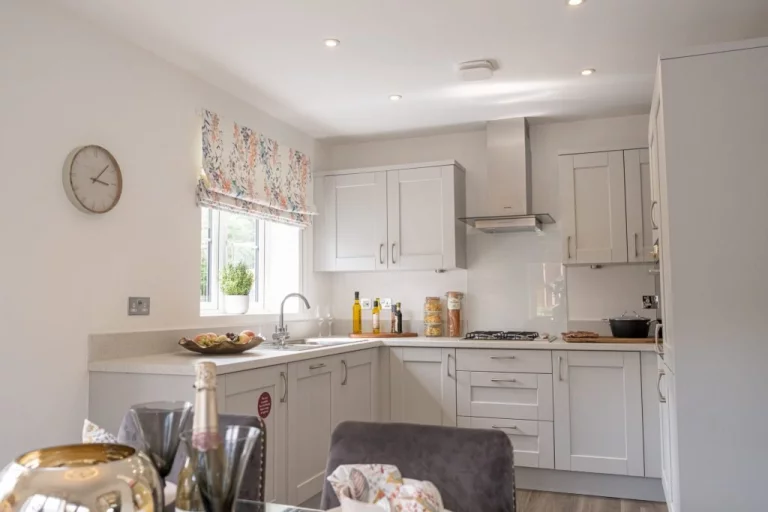 Image carousel 3579576 1776823251