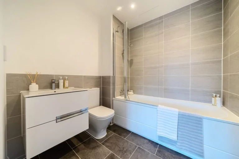 Image carousel 3579646 1776823253