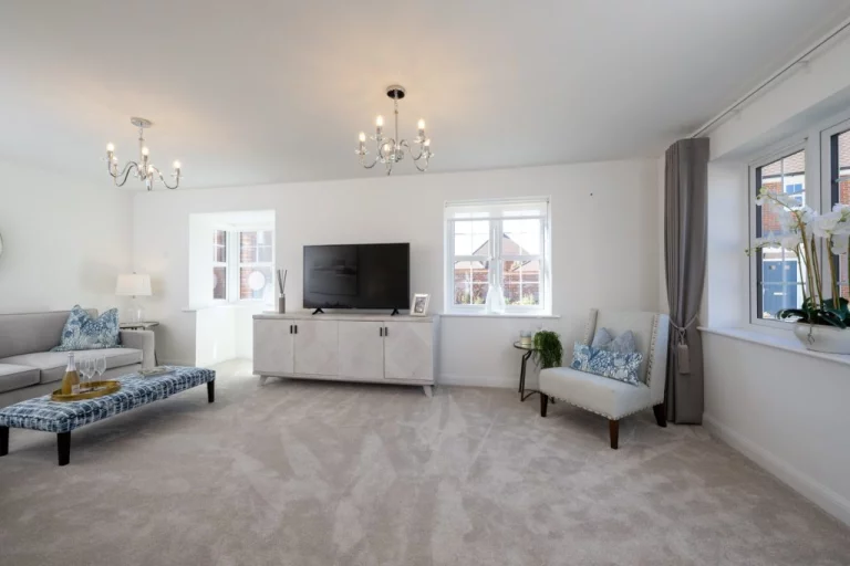 Image carousel 3579931 1776909653