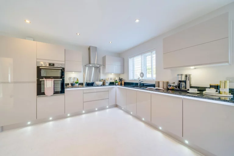 Image carousel 3582961 1777438848