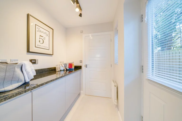 Image carousel 3582971 1777438848