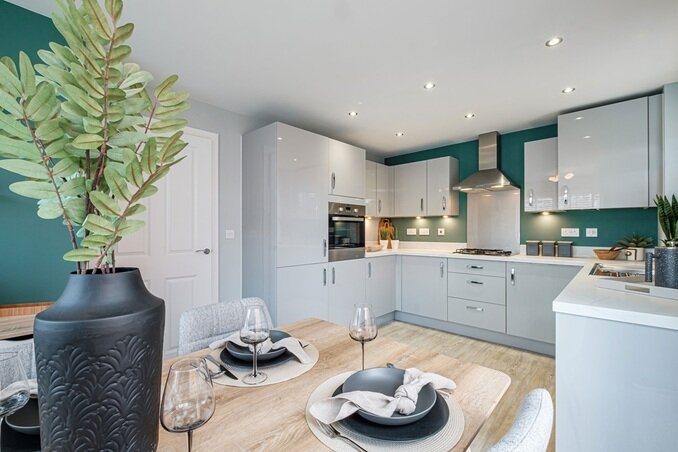 Property box 2658095 1679454717