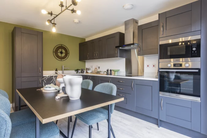 Property box 2782821 1742803763