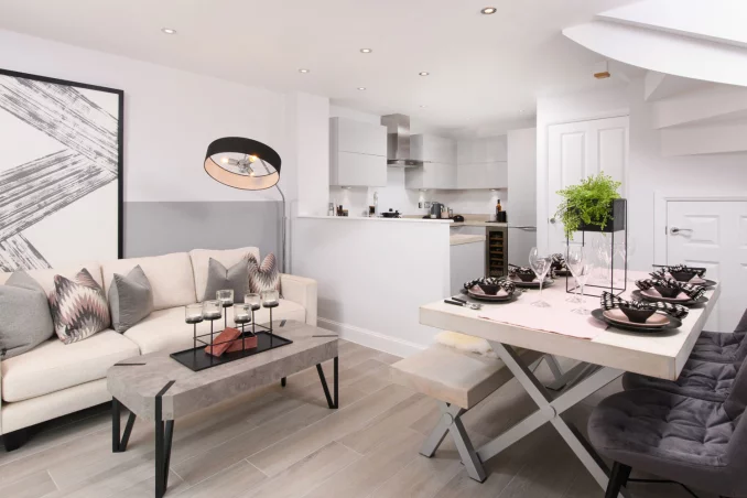 Property box 2806577 1718718209