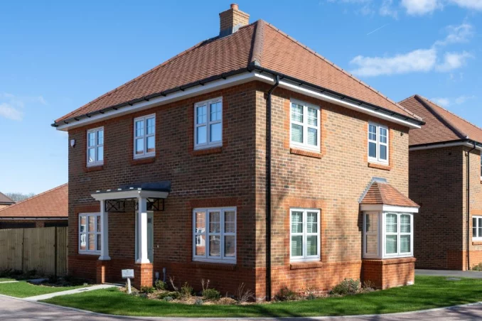 Property box 3235116 1744160447