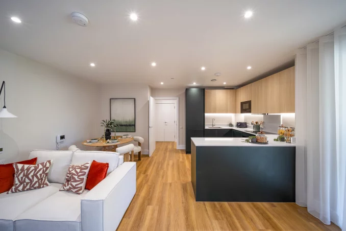 Property box 3241656 1744797651