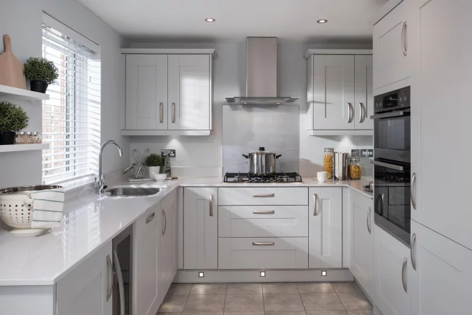 Property box 3251856 1746237783