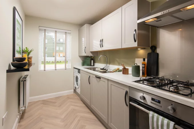 Property box 3296421 1749520980
