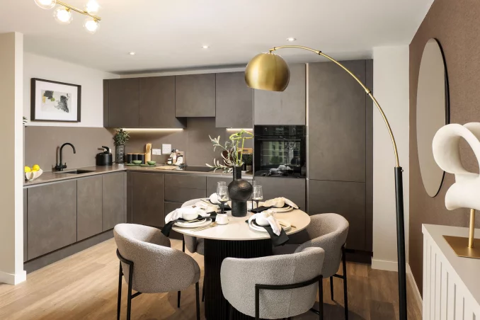 Property box 3307861 1750471468