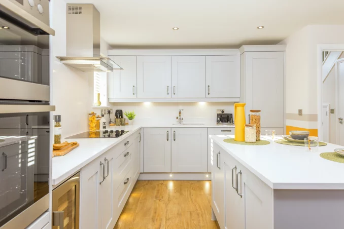 Property box 3341746 1754100139