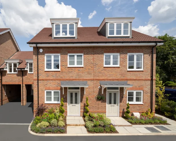 Property box 3343321 1754316981